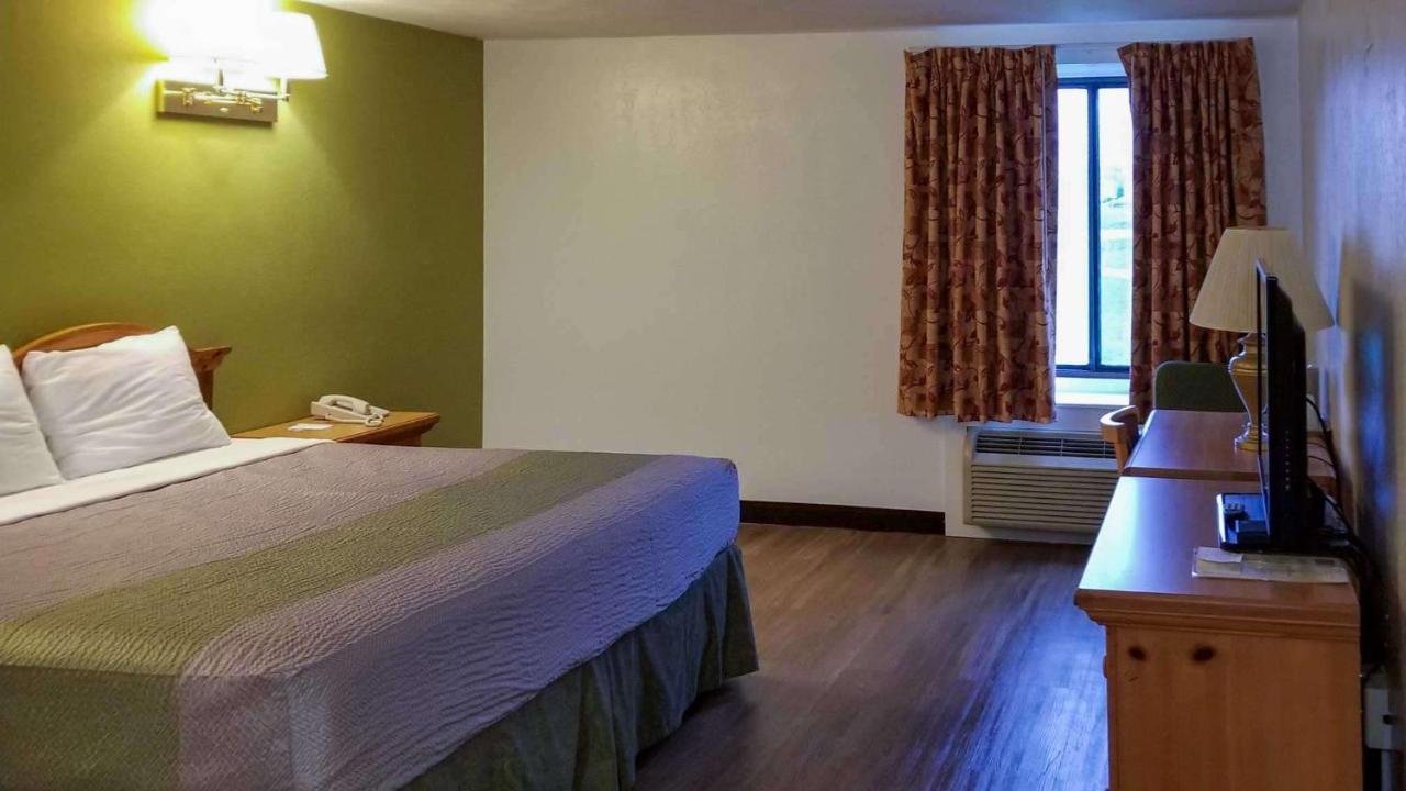 Motel 6-Oriskany, NY Eksteriør bilde
